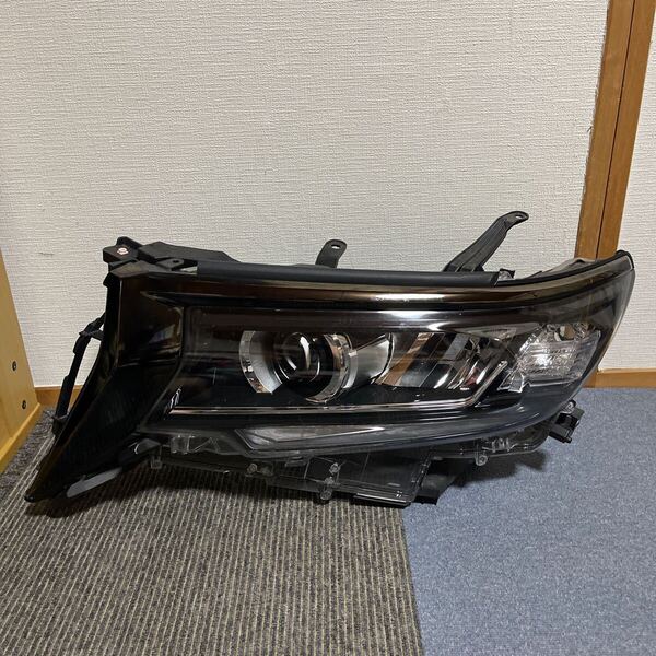 ランドクルーザープラド 150系 TRJ150W/GDJ150W 後期 純正 左ヘッドライト LED マットブラックエディション 印象J koito 60-262
