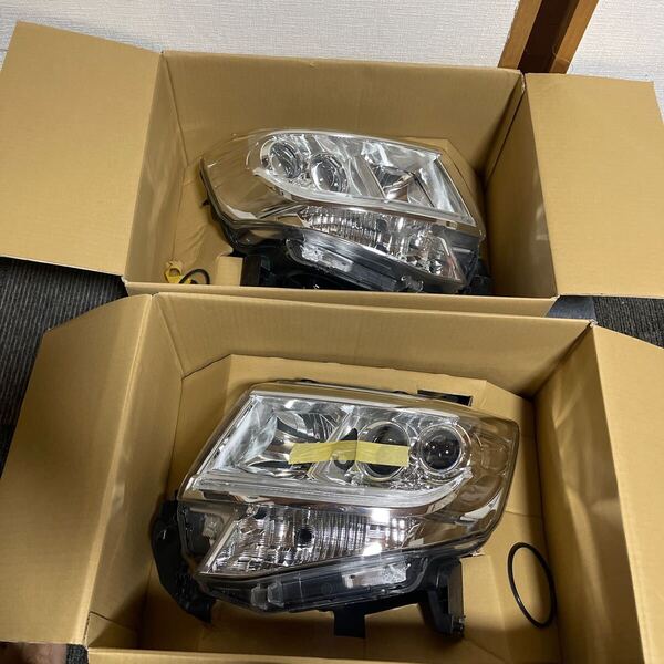 タント カスタム LA600S ヘッドライト LED 左右 送料込み 即決 No 123