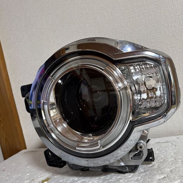 スズキ ハスラー MR52S/MR92S 純正 LED 左 ヘッドライト ランプ 送料無料 NO 167