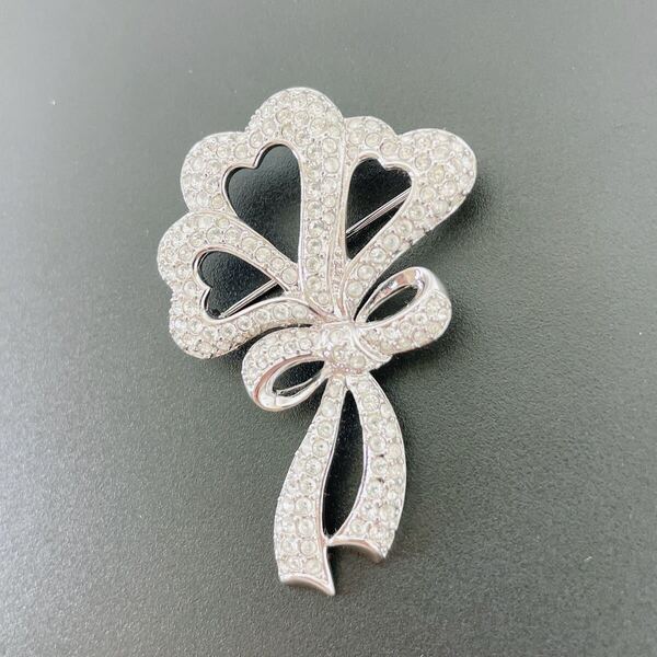 SWAROVSKI スワロフスキー 美品 正規品 アクセサリー ジュエリー ブローチ シルバー 花束 フラワーブーケ 入学式 卒業式
