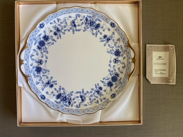 未使用品 NARUMI ナルミ BONE CHINA ボーンチャイナ 28cmサービスプレート 大皿 平皿 9682-1019