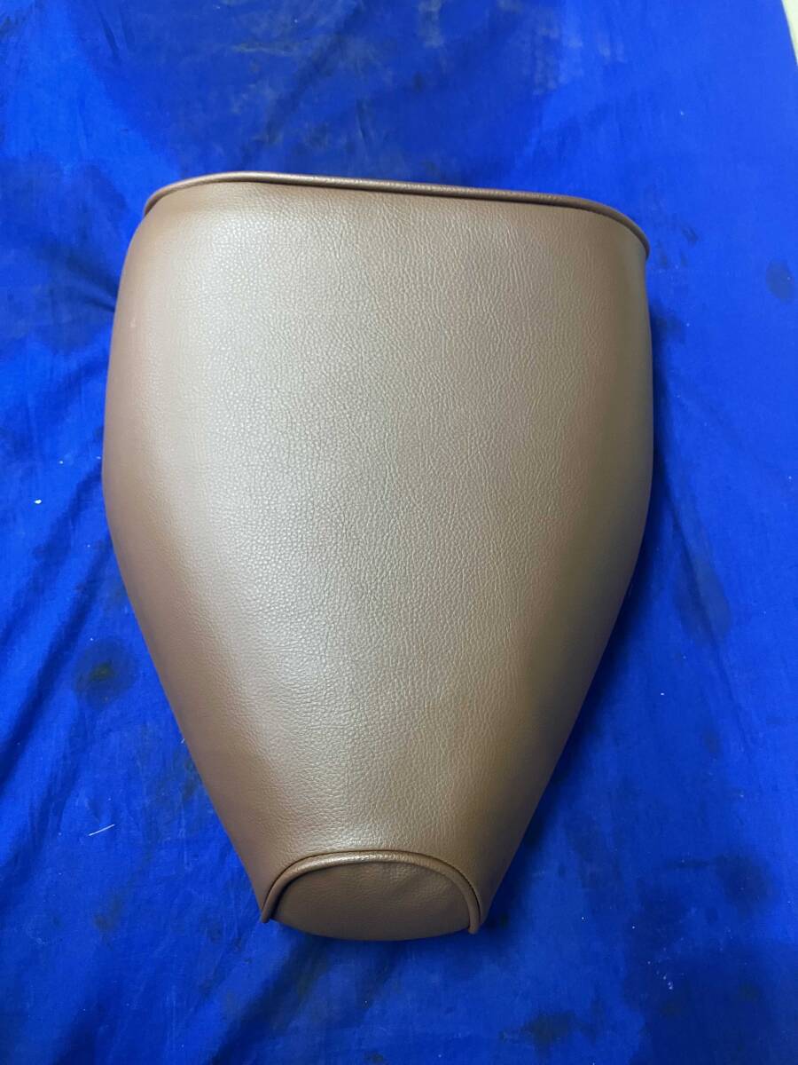 ☆良品美品ジャイロＵＰ 純正シートのあんこ抜きカスタムシート　ジャイロアップ ジャイロUP純正シート加工のあんこ抜きカスタムシート