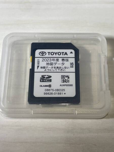 トヨタ 地図データ SDカード NSZT-W64 2023年春版 08675-0BD25