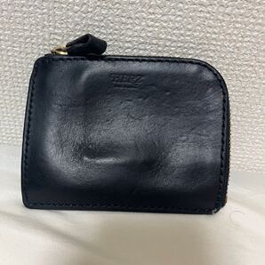 【ブランド】HERZ(ヘルツ)【商品名】HERZ ヘルツ L字ファスナーミニ財布 黒 レザー製 日本製 L字ファスナー コンパクト財布