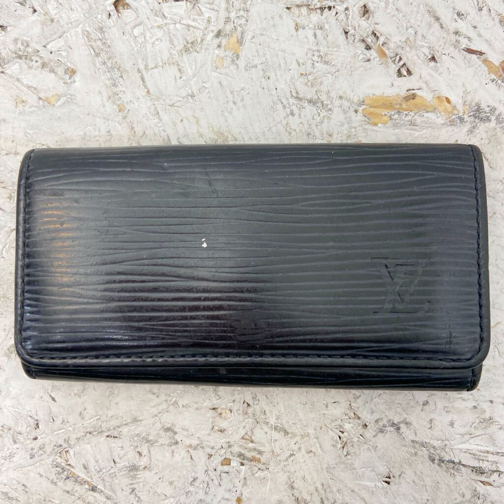 LOUIS VUITTON  エピ　ブラック キーケース　新品未使用 鑑定済 ルイヴィトン エピ お買得 ブラック キーケース4連