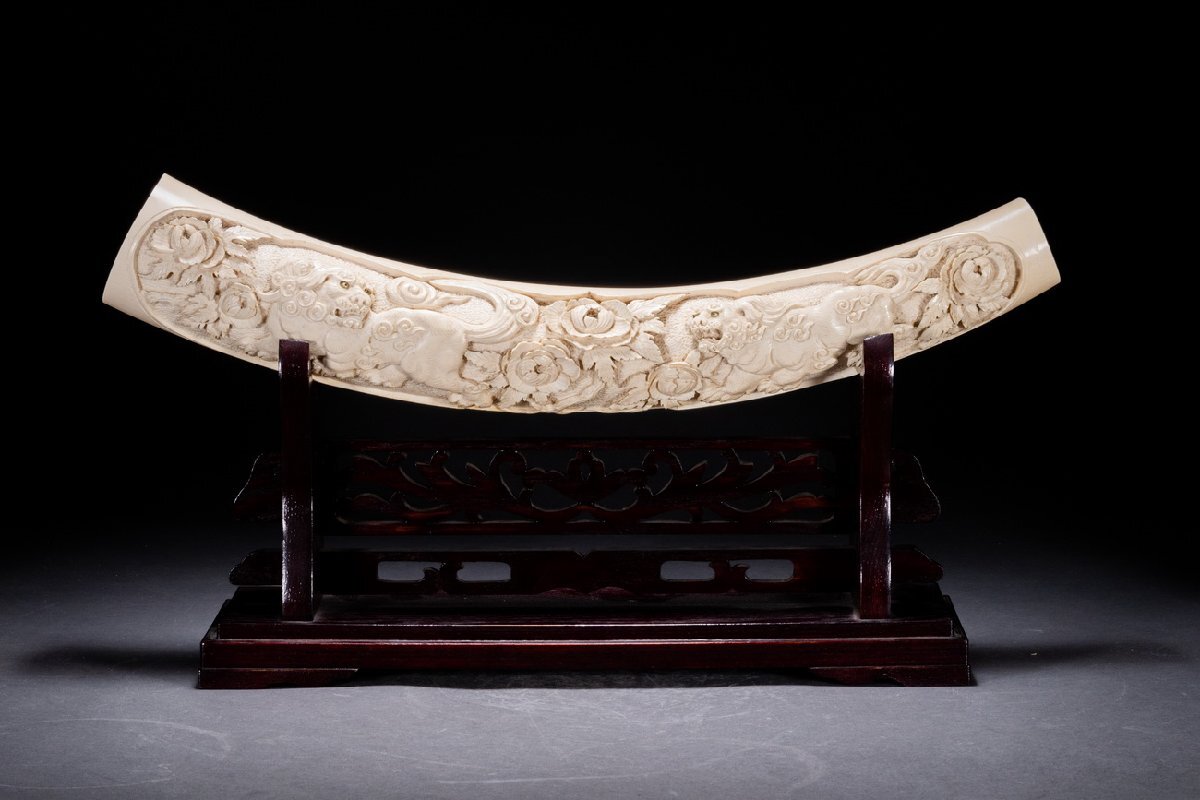 印籠 漆器 唐獅子牡丹 重箱 金色浮彫古美術品 骨董 アンティーク