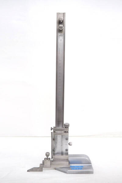 ミツトヨ★標準ハイトゲージ【0-300mm/30cm】1/50mm アナログ ハイトゲージ 測定定規 測定器 高さ測り(HS-30/514-106★ Mitutoyo