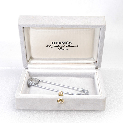HERMES（ブローチ/コサージュ）のフリマアイテム一覧