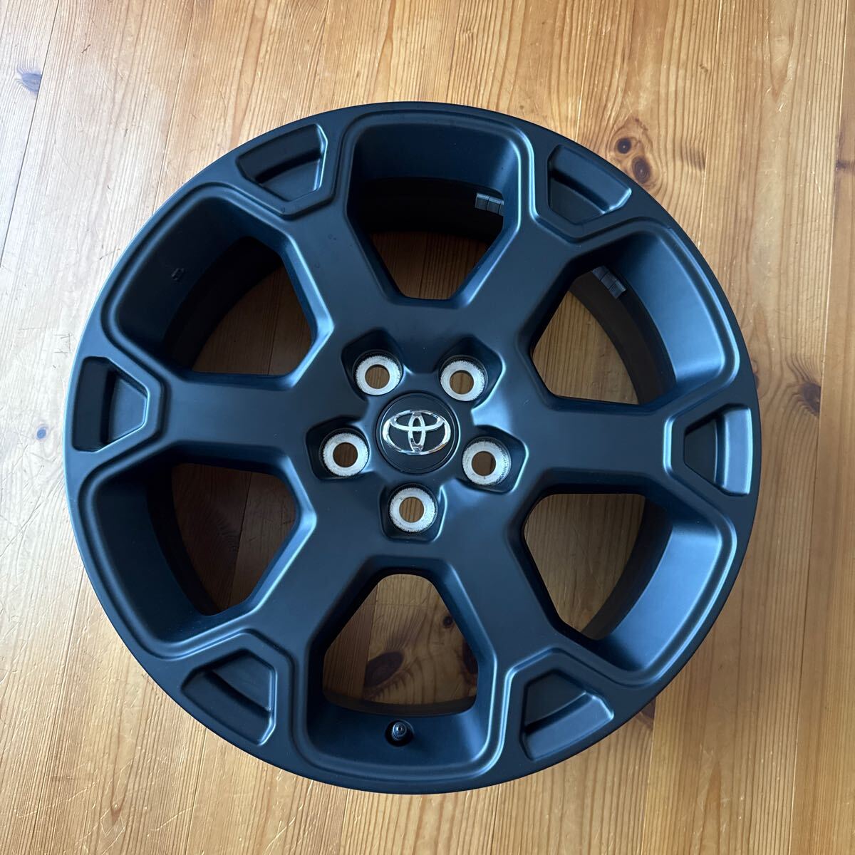 Yahoo!オークション -「rav4 オフロードパッケージ ホイール」の
