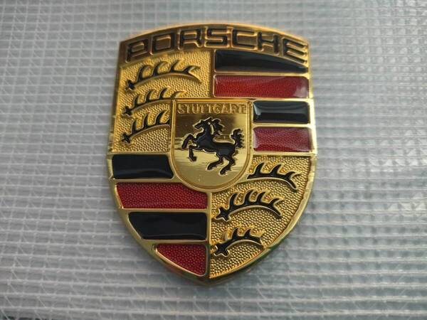 【ゆうパケット送料込】PORSCHE(ポルシェ) 3Dエンブレム(両面テープ付) 縦6.8cm×横5.2cm 金属製