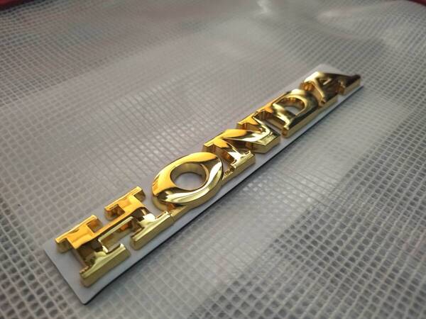 【ゆうパケット送料込】HONDA 3Dエンブレム(両面テープ付) ゴールド 縦2cm×横15cm ホンダ 金属製