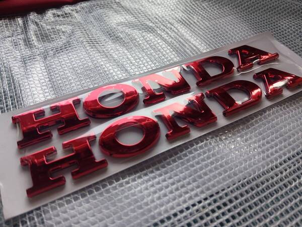 【ゆうパケット送料込】HONDA 3Dエンブレム(両面テープ付) レッド 2枚組 縦2cm×横15cm プラスチック製 ホンダ