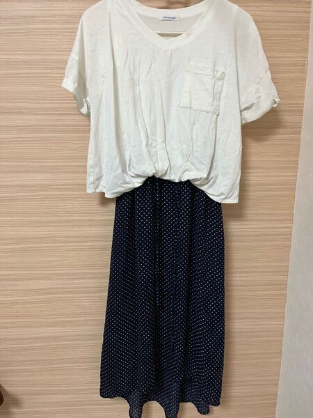 OLIVE des OLIVE オリーブ デ オリーブ ワンピース 春 夏 水玉 半袖 白 M 紺色 紺 ドット 春服 夏服 カジュアル 白ティー 白T 白シャツ