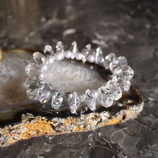 USA VINTAGE CLEAR BEADS PEARL STONE DESIGN BRACELET/アメリカ古着クリアビーズパールストーンデザインブレスレット