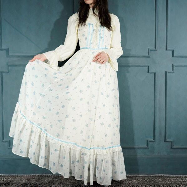 *SPECIAL ITEM* 60’s〜70’s USA VINTAGE FLOWER PATTERNED /60年代〜70年代アメリカ古着お花柄レースデザインノースリーブワンピース