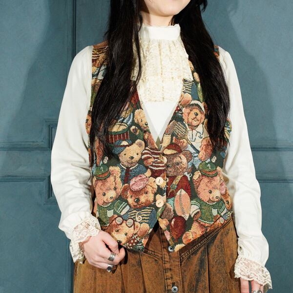USA VINTAGE BEAR EMBROIDERY GOBELIN DESIGN GILLET VEST/アメリカ古着くまゴブラン刺繍デザインジレベスト