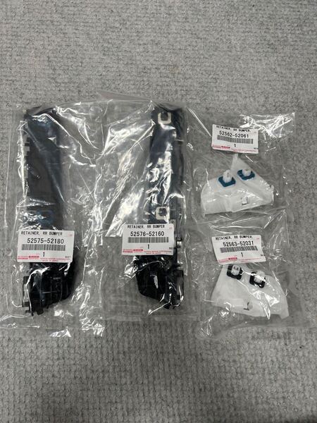 新品!送料込!左右 アクア NHP10 リヤバンパーサポート 52575-52180 52576-52160 リテーナー ブラケット