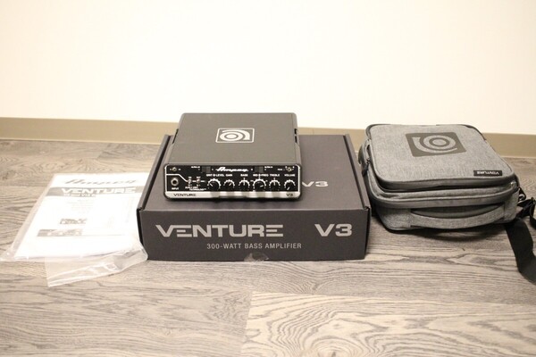 AMPEG VENTURE V3 300w 専用ケース付き ヘッドアンプ ベースアンプ アンペグ ベンチャー