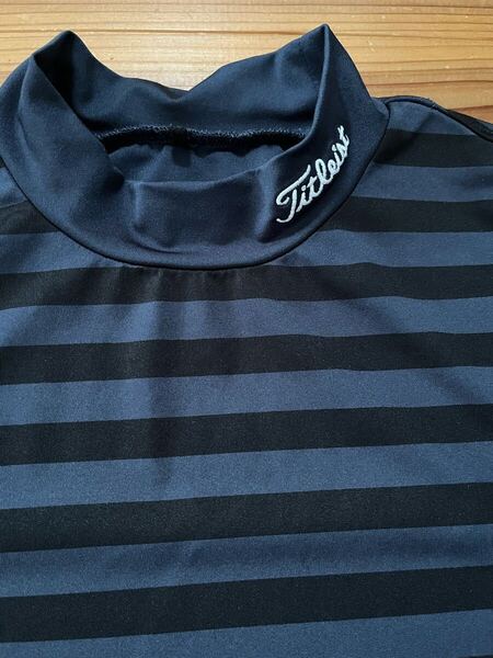 送料込み!! Titelist ハイネックTシャツ ボーダー 半袖Tシャツ 美品 黒 グレー タイトリスト GOLF ゴルフウェアー