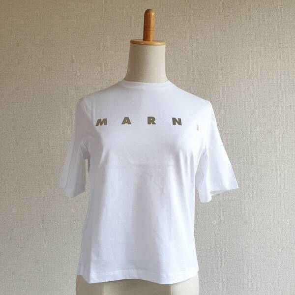 【新品・未使用】MARNI KIDSメタリックロゴクロップドTシャツ 白 14Y M01317M00HZ