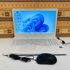Y581 Fujitsuノートパソコン WEBカメラSSD高速Windows11
