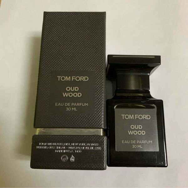 トムフォード ウード・ウッド オードパルファム スプレィ 30mL 香水