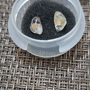 K18フエナカイトピアス サイズ7、5x5mm