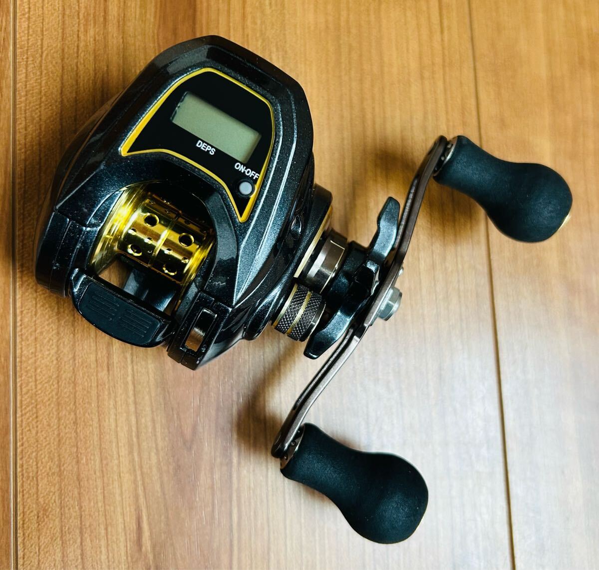 Amazon | ダイワ(DAIWA) カウンター付両軸リール 17 タナ