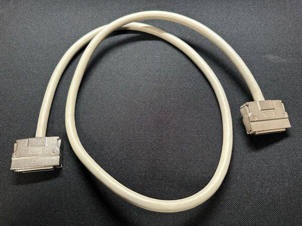 SCSIケーブル アンフェノールフルピッチ50pin-フルピッチ50pin 約1m