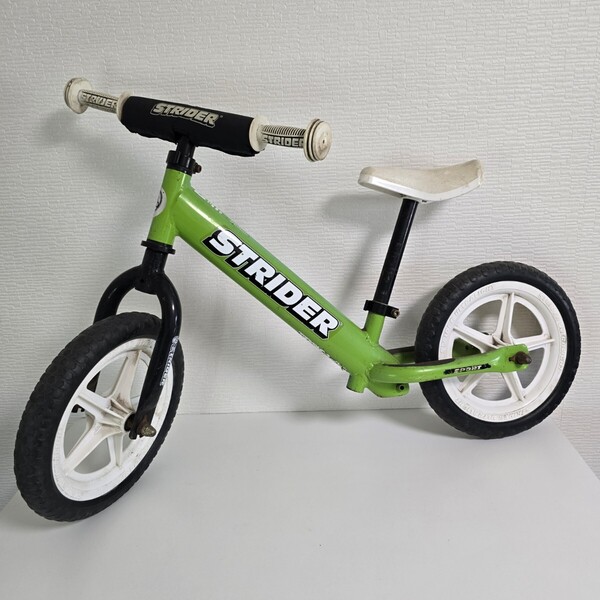 【良品】キッズ用ランニングバイク STRIDER(ストライダー) ST-S4