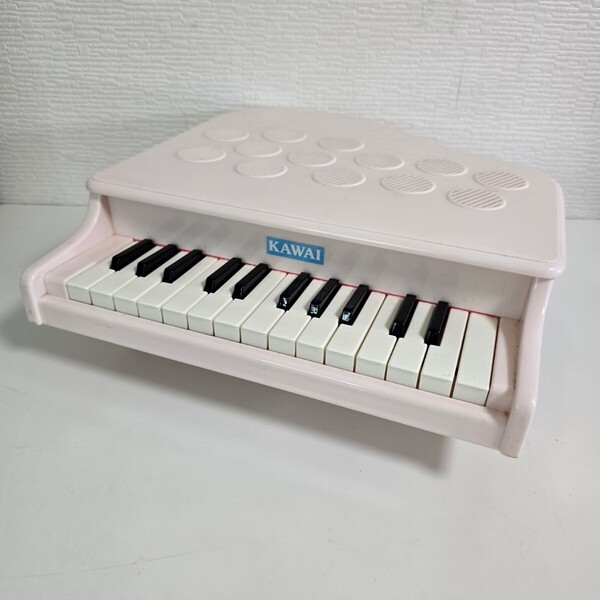 KAWAI ( 河合楽器製作所 ) ミニピアノ ピンク