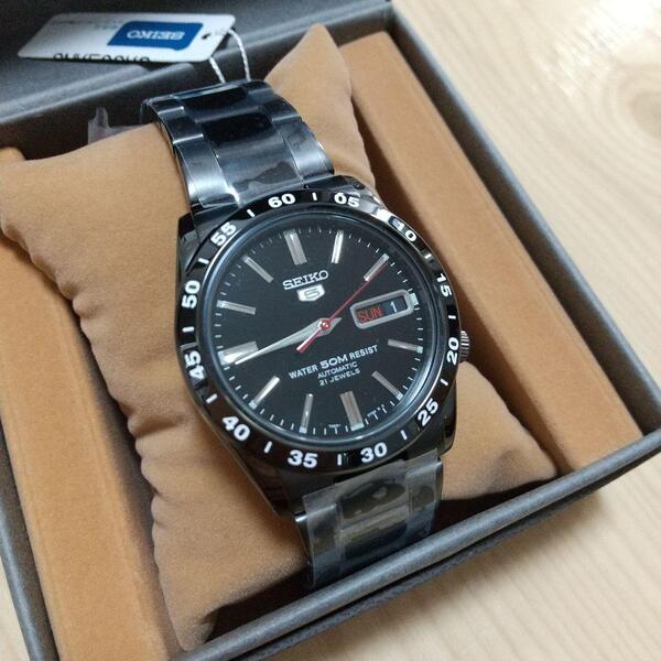 【正規品!】新品 未使用 SEIKO5(セイコー)腕時計 メンズ セイコー5 自動巻き デイデイト 防水 ブラック 高級 保証書 専用BOX ステンレス