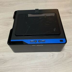 IN WIN 150W電源搭載 アルミシェルフロント採用 Mini-ITXケース Chopin-Black (型番:IW-BQ696)