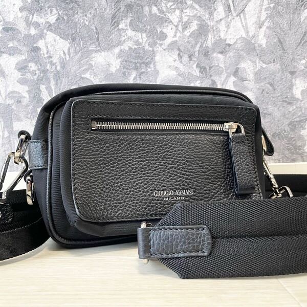 ジョルジオアルマーニ【極美品】 ショルダーバッグ クロスボディーバッグ ロゴ 黒 シボ革 レザー 切替 GIORGIO ARMANI ビジネス メンズ