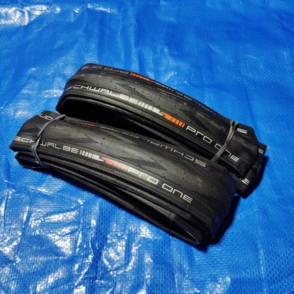 SCHWALBE PRO ONE 700×23C シュワルベ プロ ワン 新品未使用品 クリンチャー タイヤ ロードタイヤ