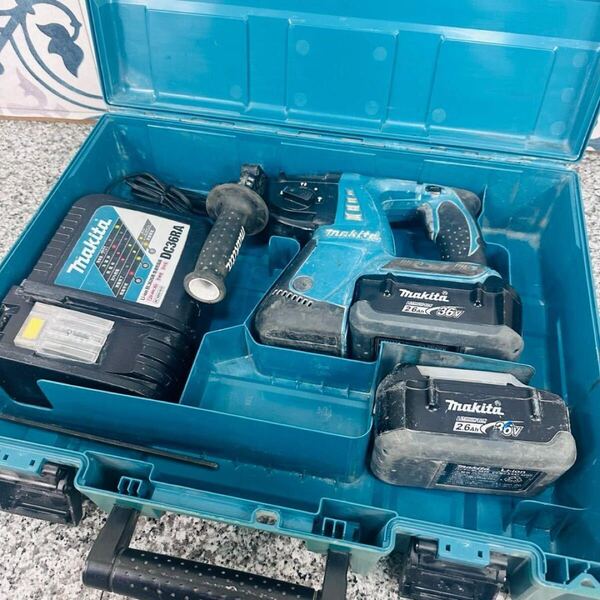 makita マキタ コードレスハンマドリル HR262D 26mm 充電式 電動 工具 ドリル 建築 DIY 大工道具 バッテリー ケース