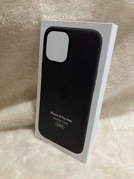 D15)アップル純正 iphone 12pro maxレザーケース ブラック