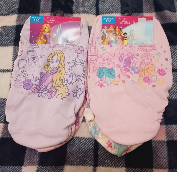 新品送料無料 ラプンツェル プリンセス パンツ ショーツ 130 4枚 女の子 ベル アリエル