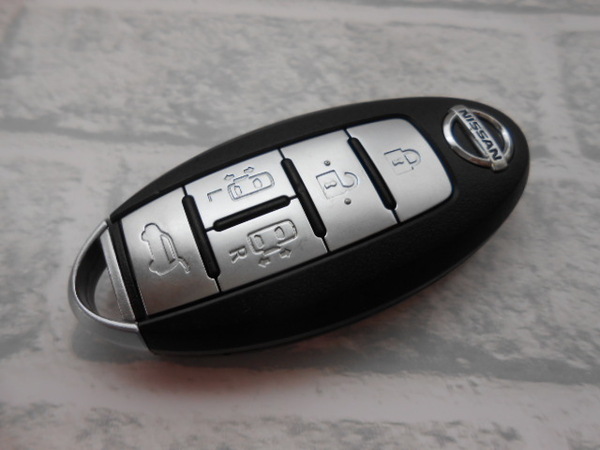 ☆送料無料☆日産/純正/5ボタン/E51/C25/キーレス/スマートキー☆B2112-12-2