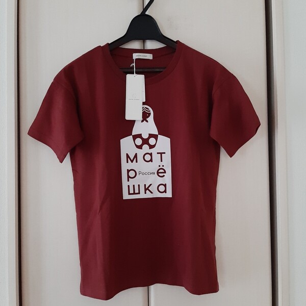 新品【Sサイズ】ベルメゾン 千趣会 NAUWCLOSET ナウクローゼット レディース 半袖Tシャツ えんじ マトリョーシカ 送料無料 匿名配送
