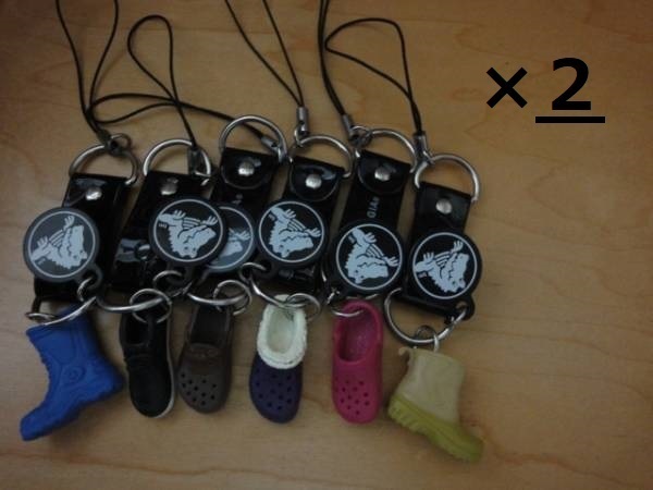 【2セット】非売品 サークルK限定 クロックス×ジョージア ストラップ 12個(全6種×2) 新品 送料無料 ミニチュア クロックス 靴