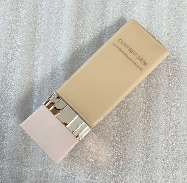 カネボウ コフレドール ヌーディカバーモイスチャーリクイドUV オークルC リキッドファンデーション オールシーズン用 30mL