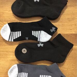 新品アンダーアーマーUNDERARMOURレディースソックス4足セット1251