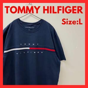 【即日発送】古着 トミー匕ルフィガー Tシャツ ネイビー メンズ L