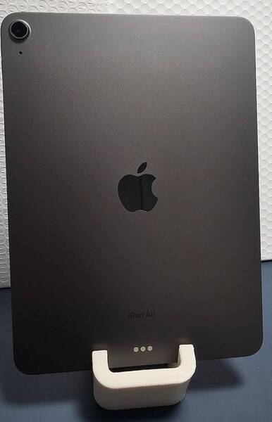 ◆◇美品 Apple iPad Air(第5世代)64GB WiFiモデル NM9C3J/A M1チップ ◇◆