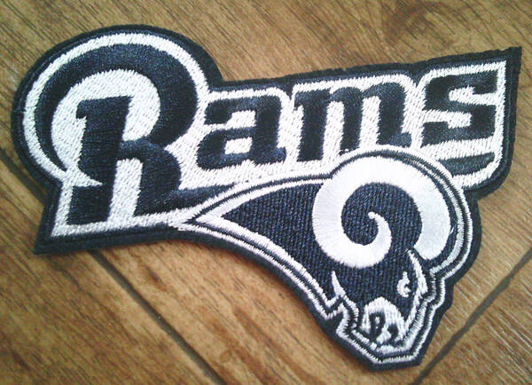 《紺白NW巻角羊》英語ロゴ■球魂NFL ロサンゼルス・ラムズ Los Angeles Rams US刺繍ワッペン◆アメリカ アメフト アメリカンフットボール