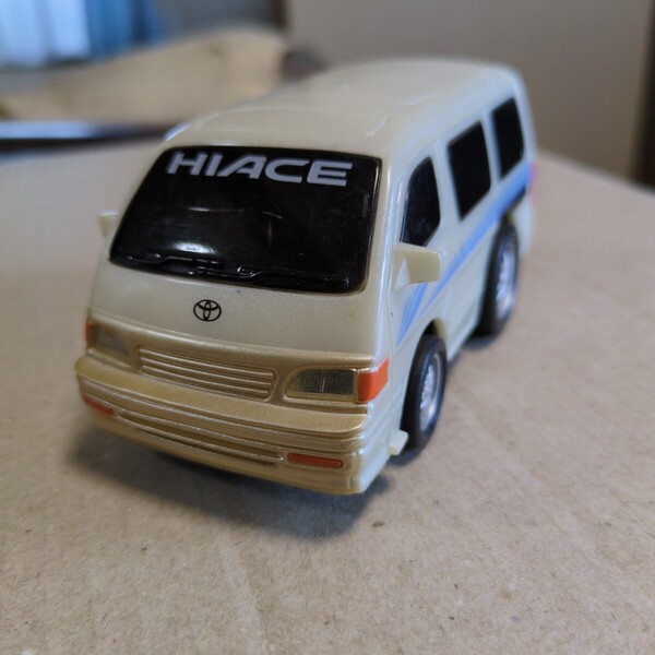 ★1995 TOYOTA HIACE トヨタ ハイエース ワゴン 100系 ホワイト ベージュ プルバックカー ミニカー ★ツートン 片側 色なし 現状品★
