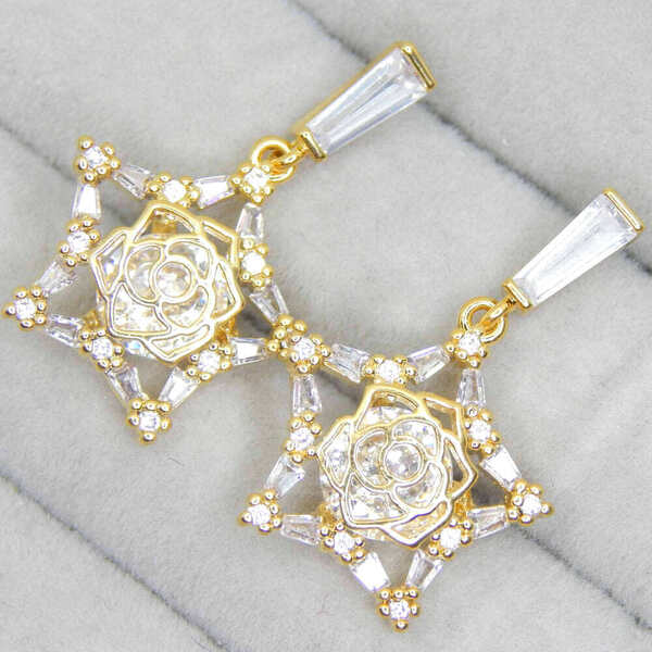 CZダイヤモンド 星&薔薇デザインピアス レディース シルバー925刻印 カラーストーン 宝石 cz ゴールド ジルコニア イヤリング化可