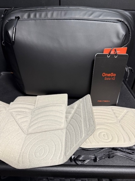 【中古品】PGYTECH OneGo Solo V2 10L (オブシディアンブラック)
