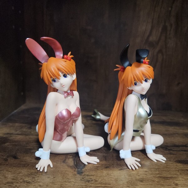 即決! 箱無し 新世紀エヴァンゲリオン アスカ プレミアムBUNNYフィギュア ピンクロゼver. シャンパンゴールドver. 2種セット セガ